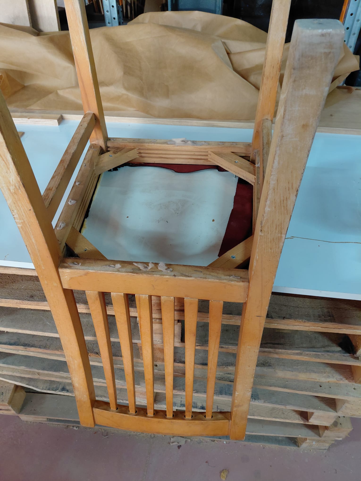 Sandalye Sırt Onarımı görsel 3